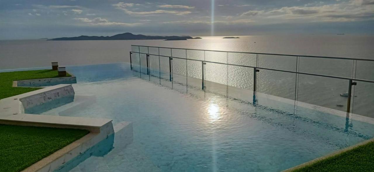 פאטאיה The Andromeda Condominium Seaview מראה חיצוני תמונה