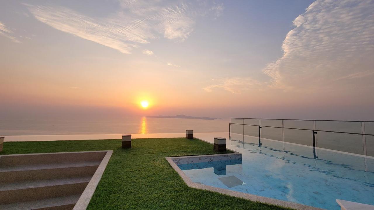 פאטאיה The Andromeda Condominium Seaview מראה חיצוני תמונה